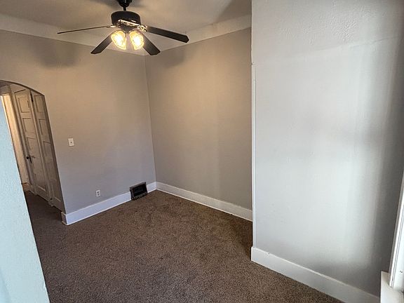 4th image of 928 Islington St