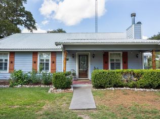 15264 Fm 530, Hallettsville, TX 77964