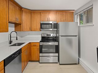 2711 Franklin Ave E APT 5, Seattle, WA 98102