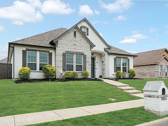 3rd image of 7805 Pebble Beach Dr