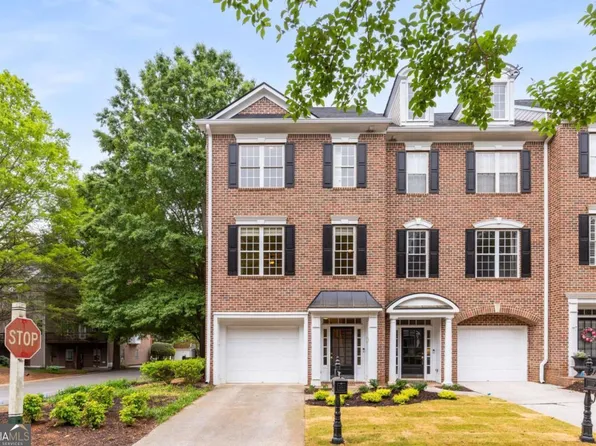 2301 Waters Edge Trl, Roswell, GA 30075