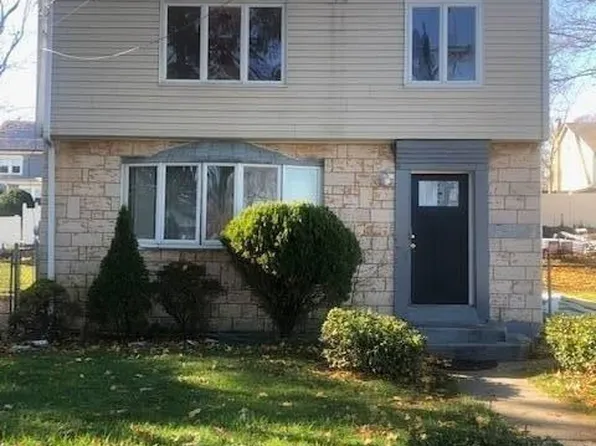 169 President Street, Hempstead, NY 11550