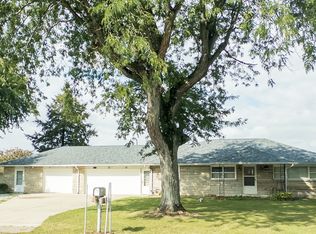 226 E 75th St, Anderson, IN