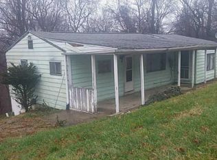 13229 Veronica Ln, North Huntingdon, PA 15642