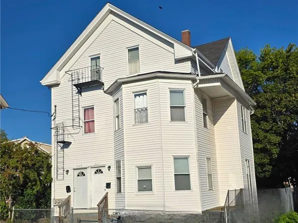 207 Pawtucket Ave, Pawtucket, RI 02860