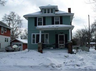 838 Beard St, Port Huron, MI 48060