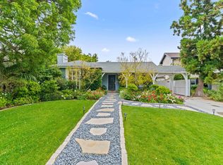 10320 Rossbury Pl, Los Angeles, CA 90064
