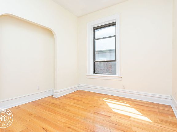 5th image of 1159 Dean St #3BFX