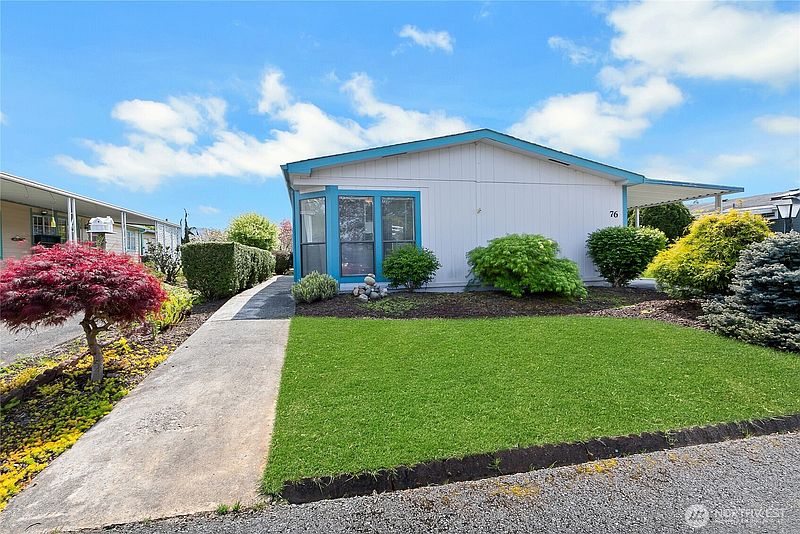 2nd image of 836 Harman Way S #76