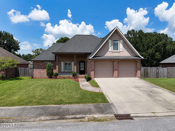 2nd image of 614 Southlake Cir