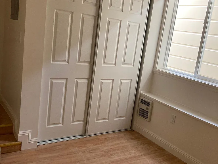 1803 Judah St #A — Photo 5