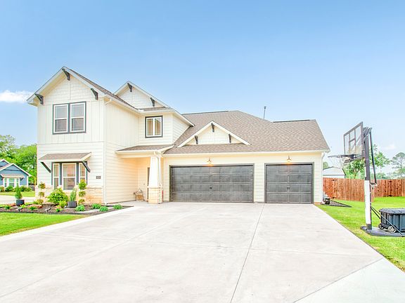 3rd image of 600 Kyle Dr