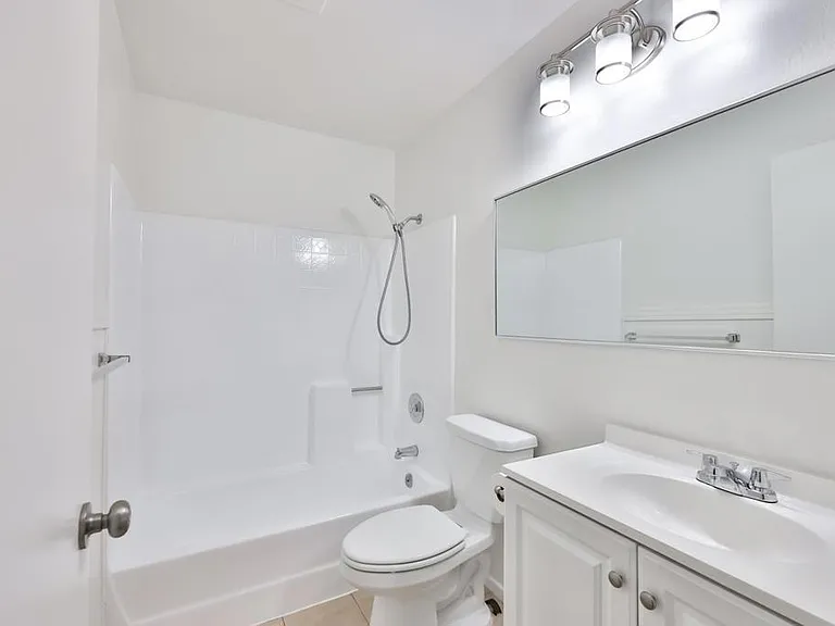 750 Brookstone Rd #101 — Photo 21