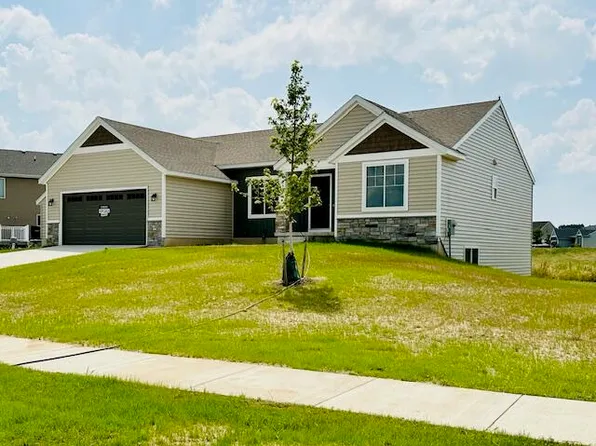 4650 Wren Dr, Caledonia, MI 49316