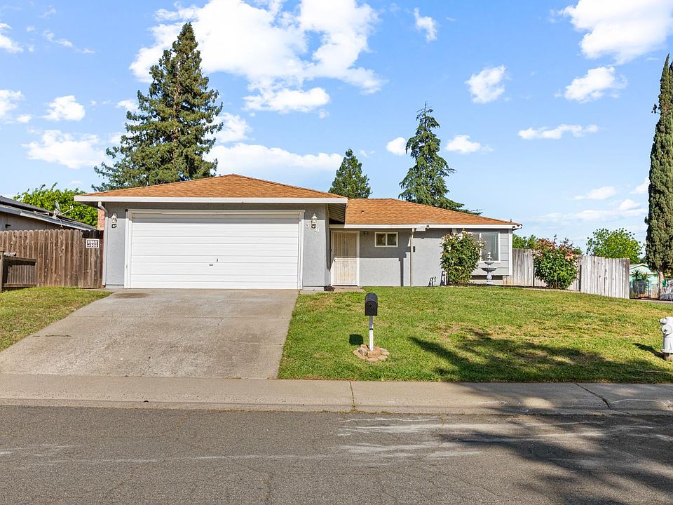 1st image of 3631 Lyra St