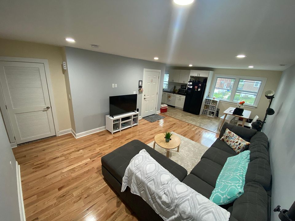 1st image of 4428 Solly Ave #B