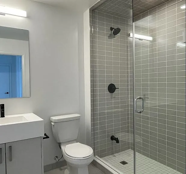 280 Dundas St W #1404 — Photo 15