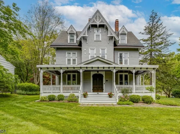 60 N Martine Ave, Fanwood Boro, NJ 07023