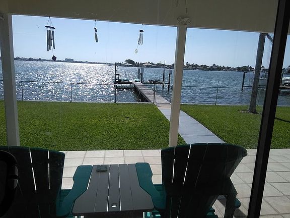view of Boca Ciega Bay