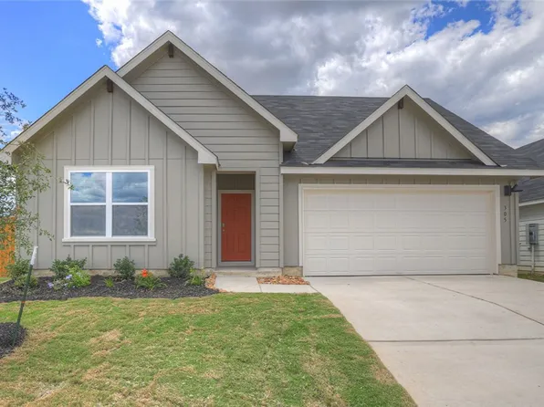 208 Las Lomas Dr, San Marcos, TX 78666