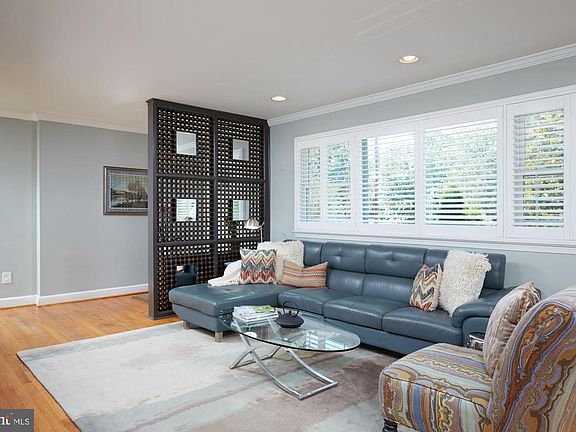5th image of 311 Princeton Blvd
