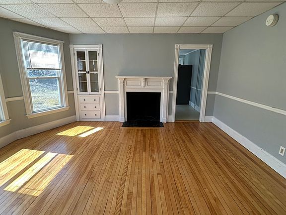 2nd image of 18-20 Norwood St #2
