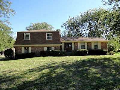 1st image of 160 W Woodbury Dr