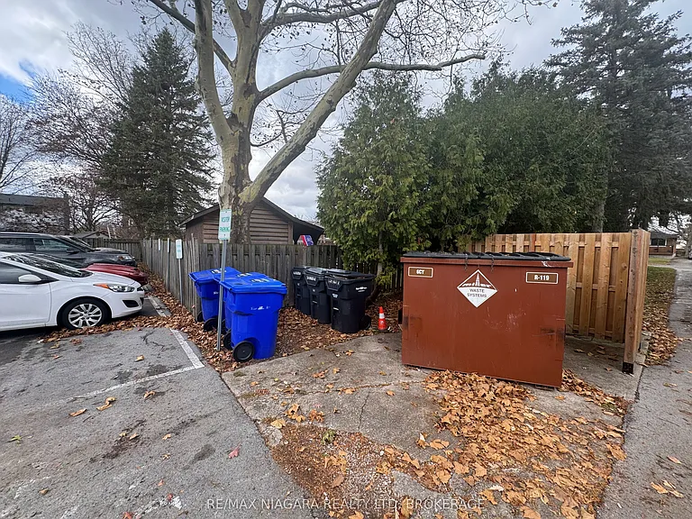 5852 Frontenac St #8 — Photo 17