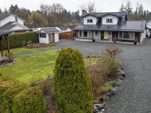 3124 Drinkwater Rd, North Cowichan, BC V9L 5Z1