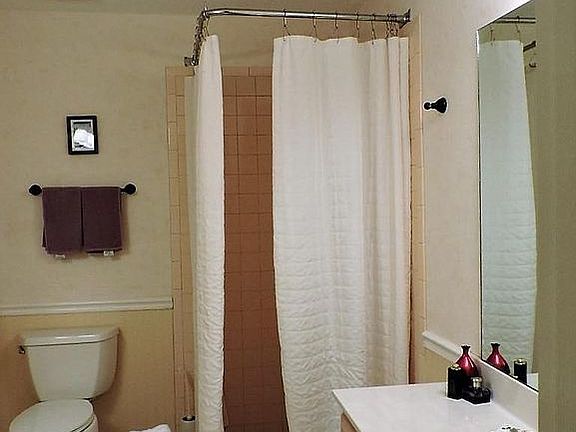 Master bath 