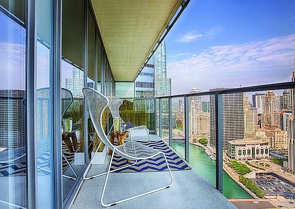 2nd image of 345 E Wacker Dr APT 805