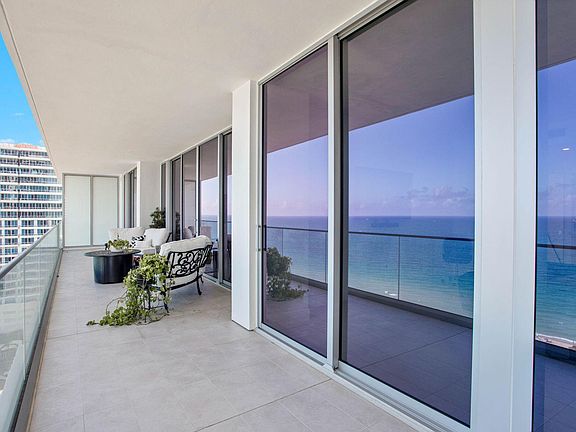 4th image of 153 N Seabreeze Blvd #1601