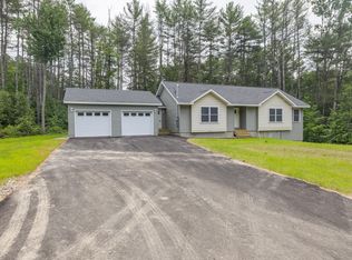 1 Streamside Dr, Lewiston, ME 04240