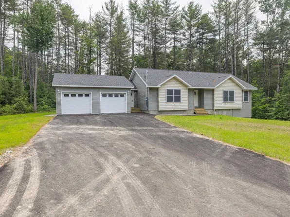 1 Streamside Drive, Lewiston, ME 04240