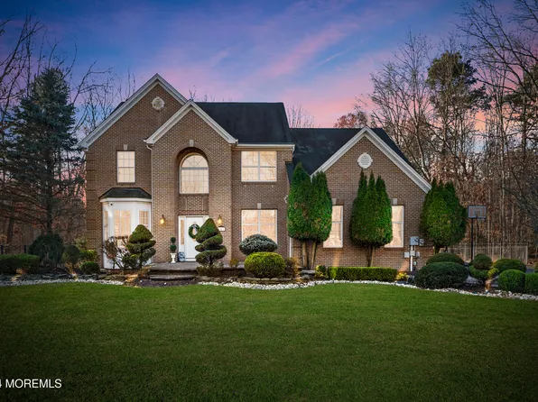 845 Woodbury Drive, Jackson, NJ 08527