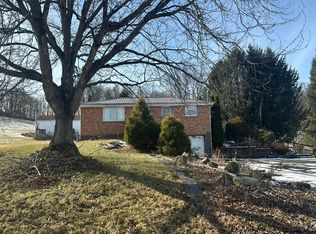 571 Little Daniels Run Rd, Scenery Hill, PA 15360