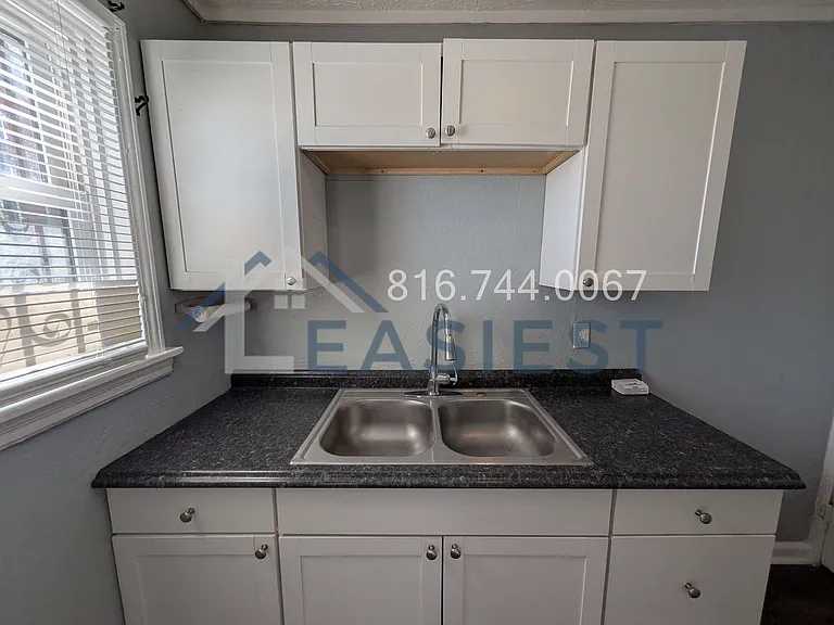 5513 Wabash Ave — Photo 8
