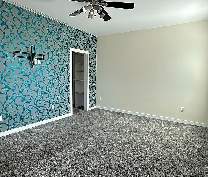 3385 W Agate Ave — Photo 21