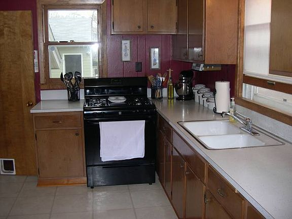 Kitchen W/appliances