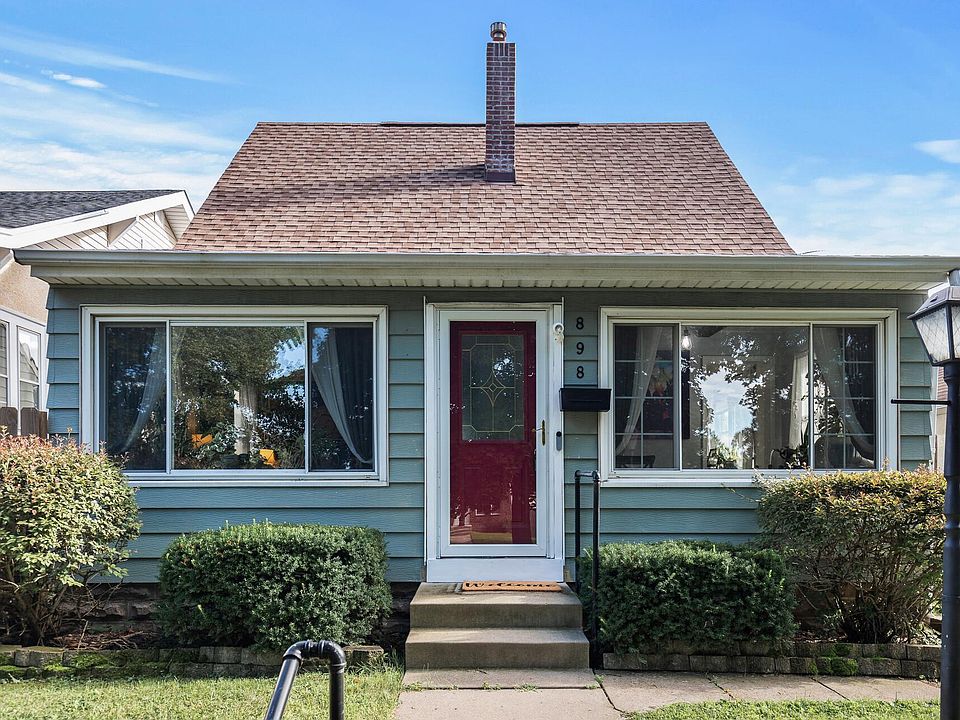 1st image of 898 Hyacinth Ave E