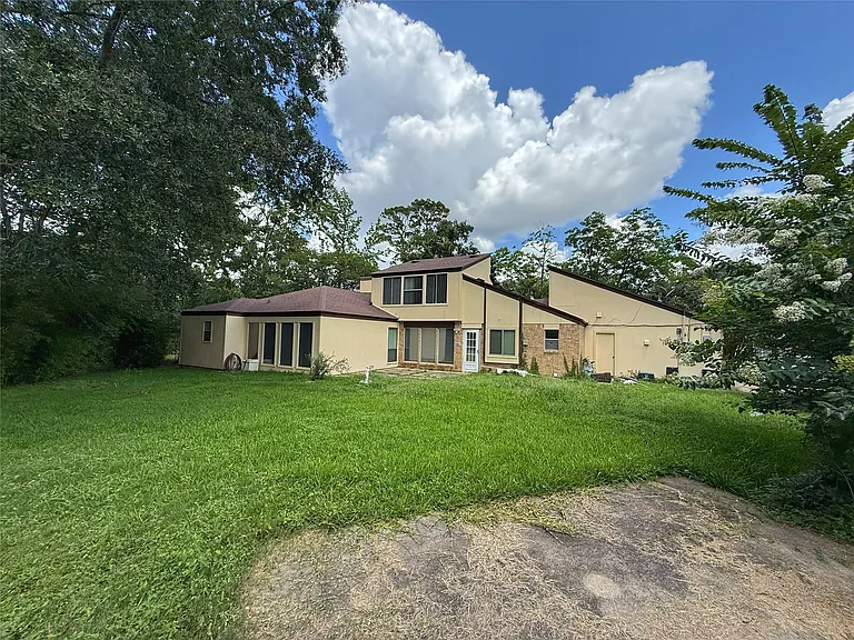 13103 Holston Hills Dr — Photo 34