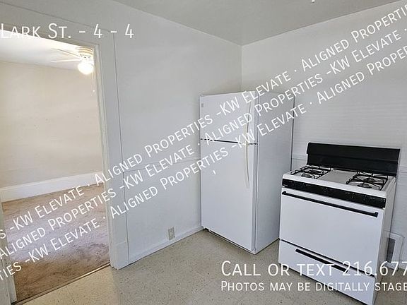 3rd image of 2095 Lark St APT 4