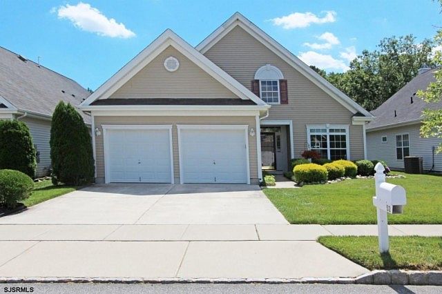 1st image of 52 Burnside Dr