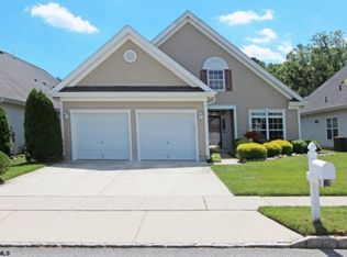 52 Burnside Dr, Egg Harbor Township, NJ 08234