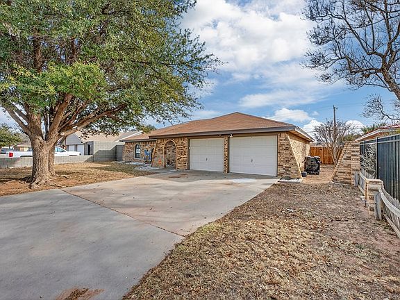 2nd image of 4705 Anetta Dr
