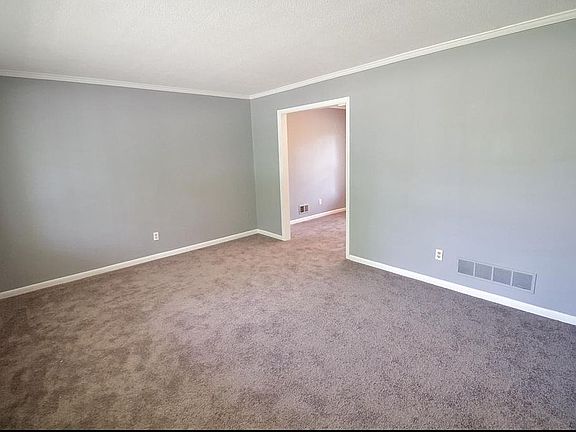 4th image of 7821 Sagebrook Rd
