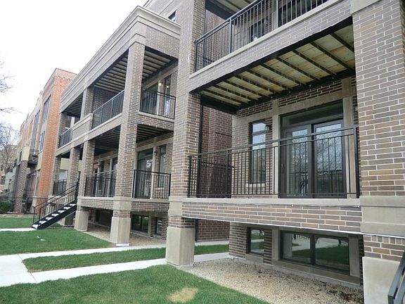 5th image of 1511 W Diversey Pkwy #Two