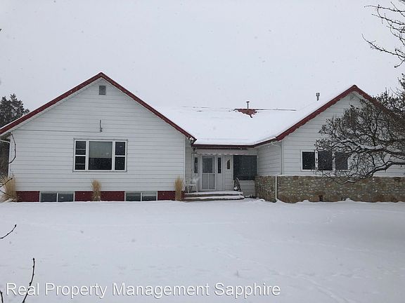 4th image of 457 Willoughby Ln