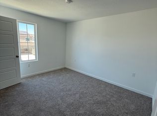 4430 Sussex Ave, Clovis, CA 93619