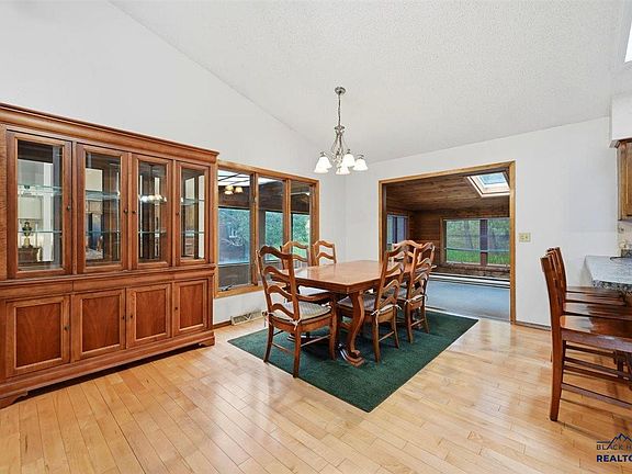 4th image of 4 Ryan Rd